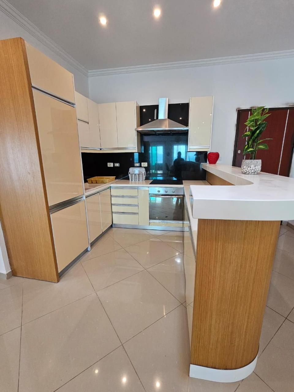 Appartement Seaside Jon Saranda Extérieur photo